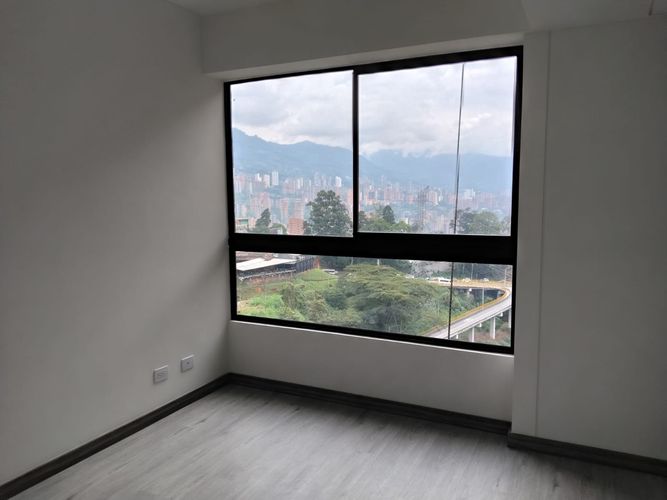Apartamento de 3 alcobas en arriendo en La Florida, Medellín, 76 m² · foto 14 de 18