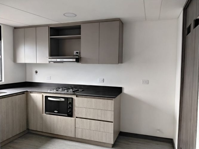 Apartamento de 3 alcobas en arriendo en La Florida, Medellín, 76 m² · foto 5 de 18