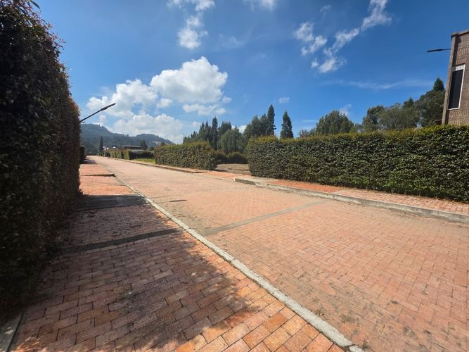 Lote en venta en Hatogrande, Sopó, 1014 m² · foto 5 de 17