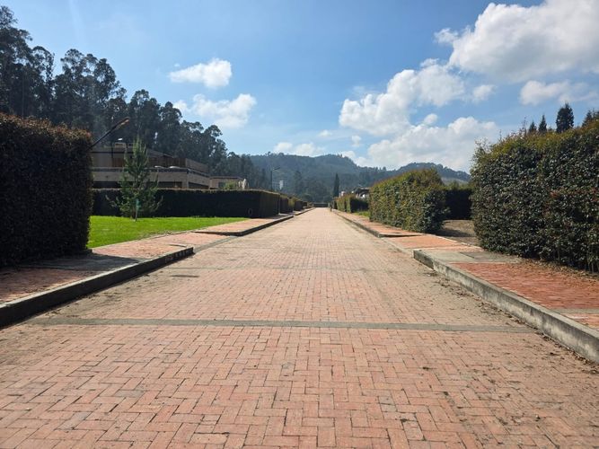 Lote en venta en Hatogrande, Sopó, 1014 m² · foto 6 de 17