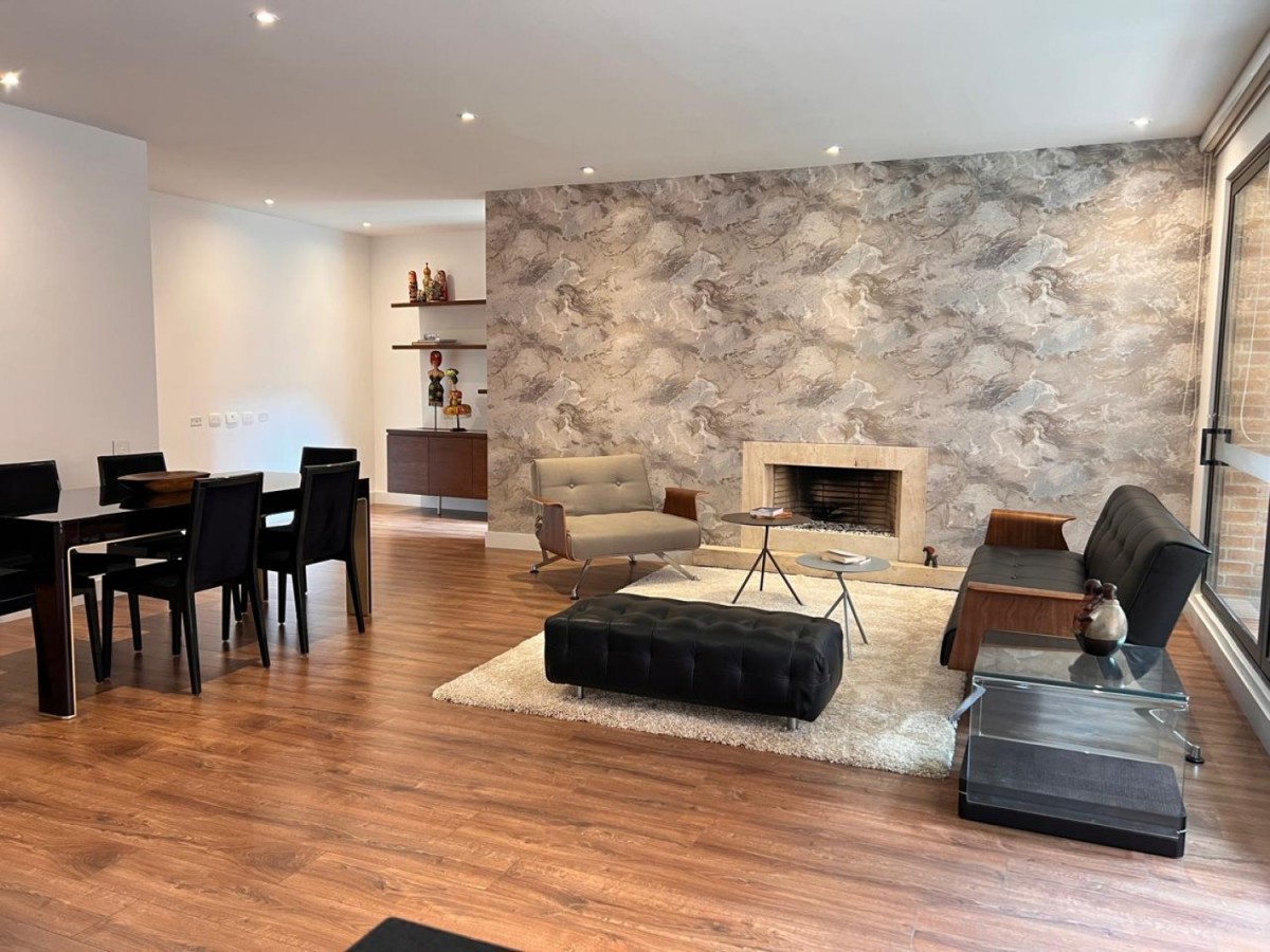 Apartamento en venta en Los Rosales, Bogotá · foto 2 de 15