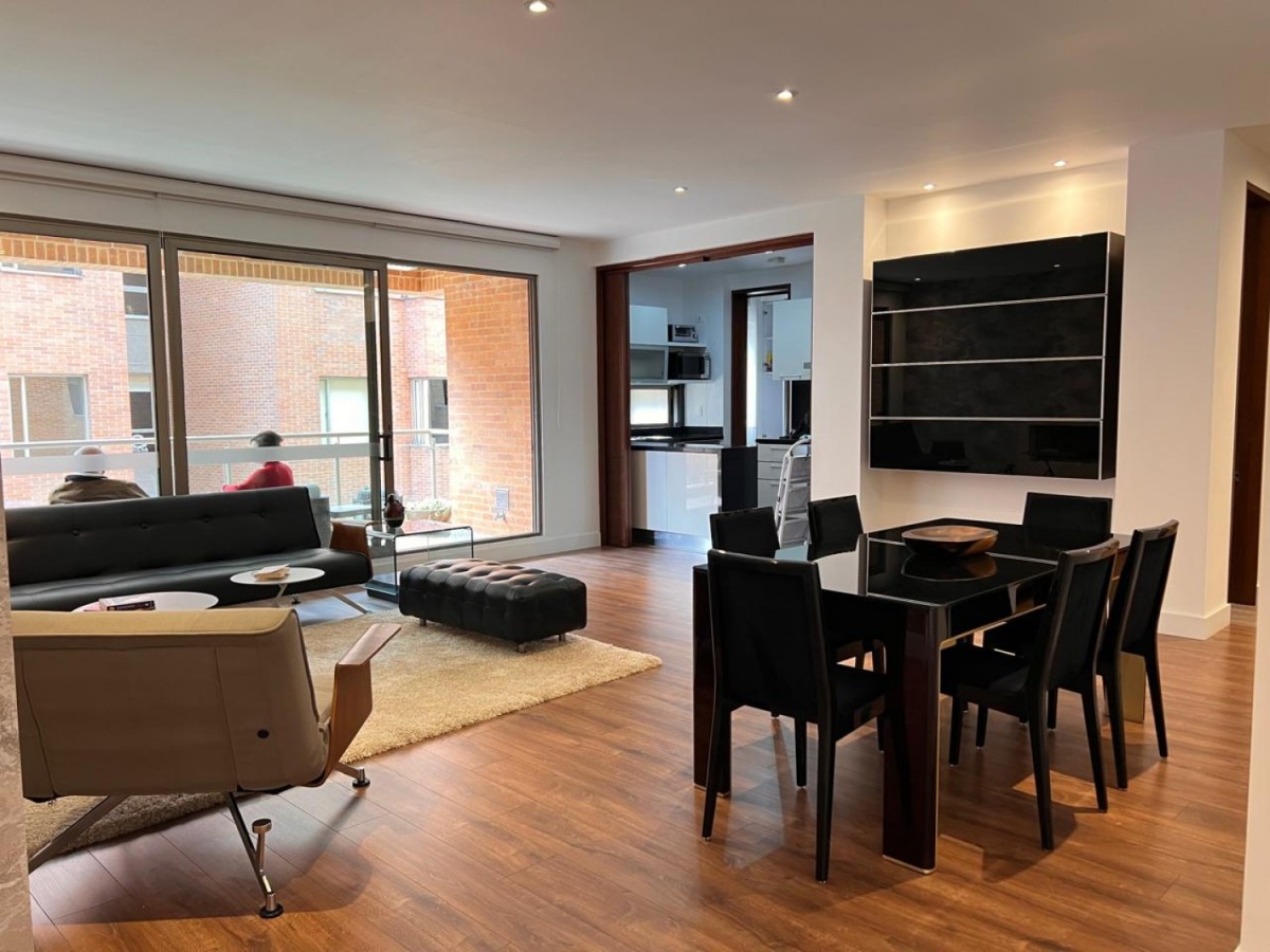 Apartamento en venta en Los Rosales, Bogotá · foto 3 de 15