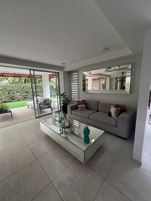 Casa de 3 alcobas en venta en Pance, Cali, 210 m² · foto 2 de 15