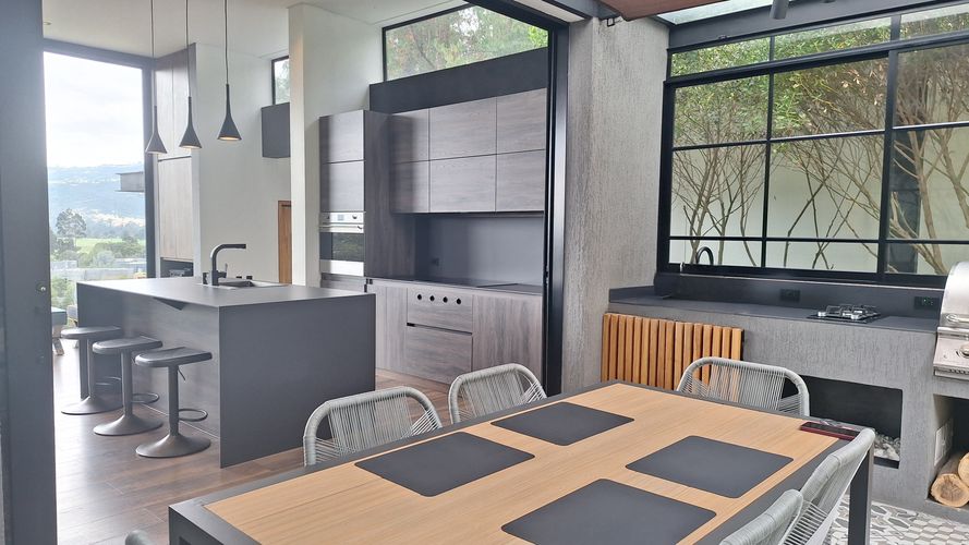 Casa de 3 alcobas en venta en Meusa, Sopó, 254 m² · foto 3 de 24