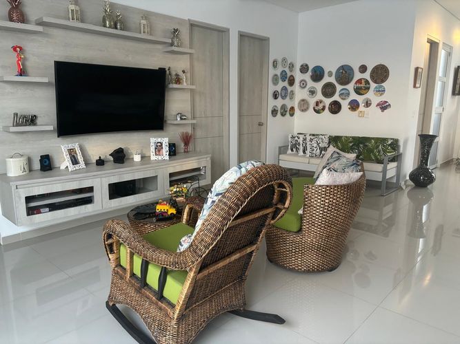 Casa de 3 alcobas en venta en Girardot, Girardot, 356 m² · foto 6 de 16