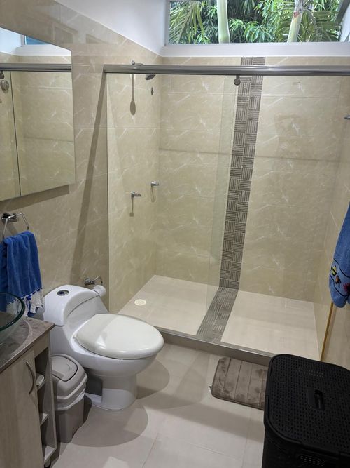 Casa de 3 alcobas en venta en Girardot, Girardot, 356 m² · foto 11 de 16
