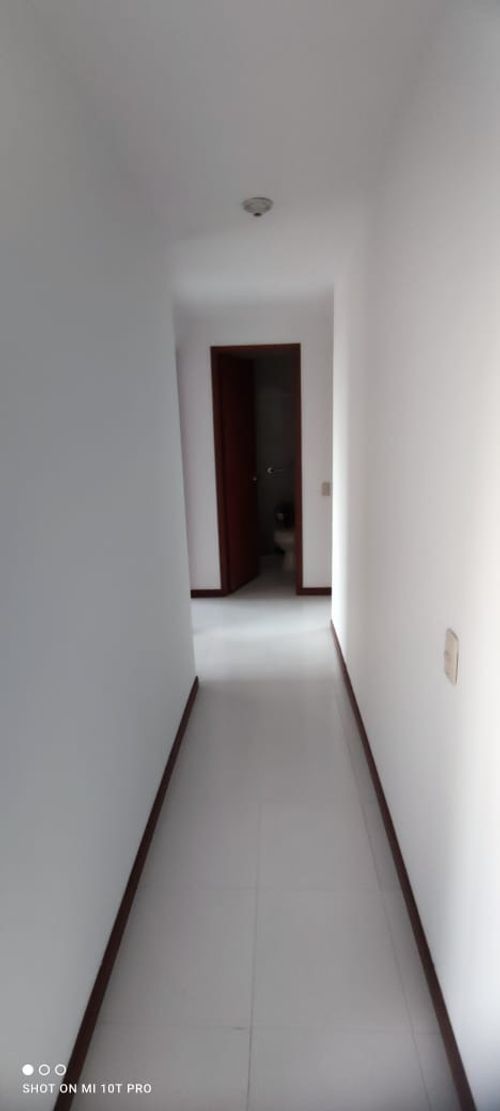 Apartamento de 3 alcobas en venta en Santa Anita, Cali, 73 m² · foto 16 de 19