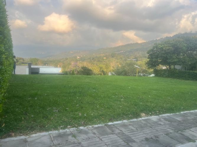 Lote en venta en Ruitoque Bajo, Girón, 357 m² · foto 2 de 24
