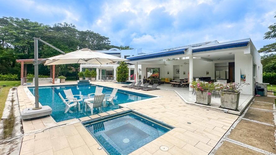 Casa de 4 alcobas en venta en Piamonte, Girardot, 429 m² · foto 5 de 24