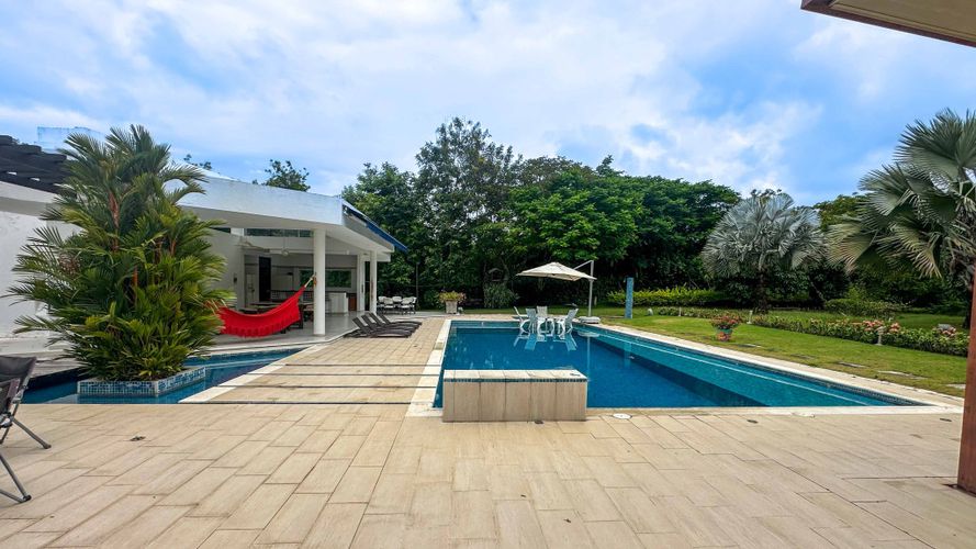 Casa de 4 alcobas en venta en Piamonte, Girardot, 429 m² · foto 13 de 24