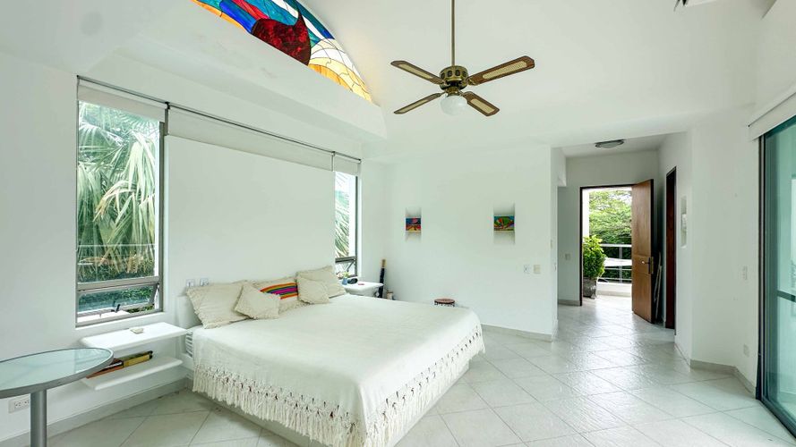 Casa de 4 alcobas en venta en Piamonte, Girardot, 429 m² · foto 22 de 24