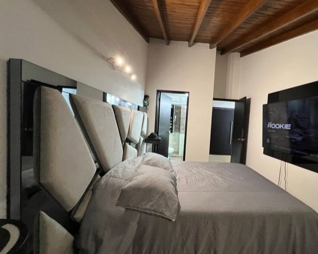 Casa de 3 alcobas en venta en La Pradera, Envigado, 270 m² · foto 7 de 19