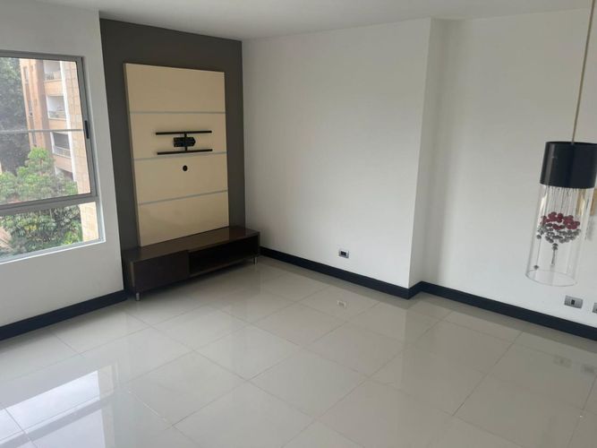 Apartamento de 3 alcobas en venta en Pance, Cali, 213 m² · foto 10 de 18
