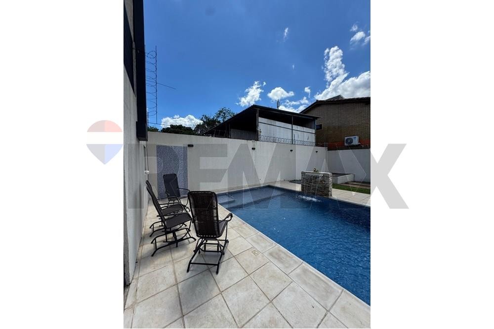 Vendo lujosa residencia en esquina en Lambaré     J.A. — foto 3