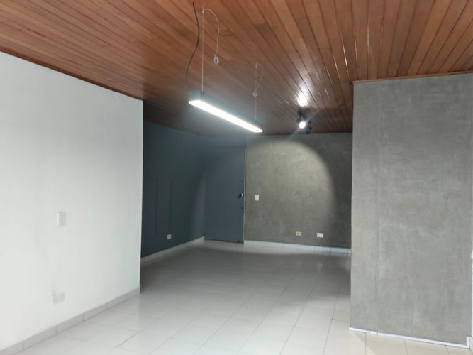 Apartamento en venta en El Poblado, Medellín · foto 8 de 18