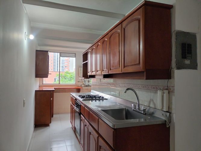 Apartamento en venta en El Poblado, Medellín · foto 3 de 18