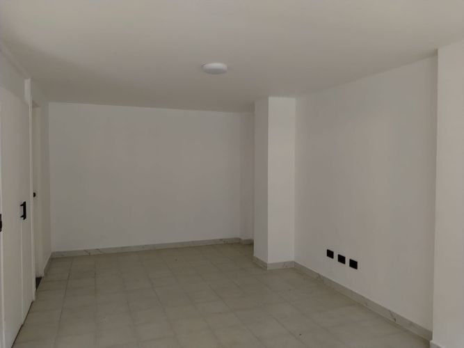 Apartamento de 2 alcobas en venta en El Poblado, Medellín, 68 m² · foto 9 de 15