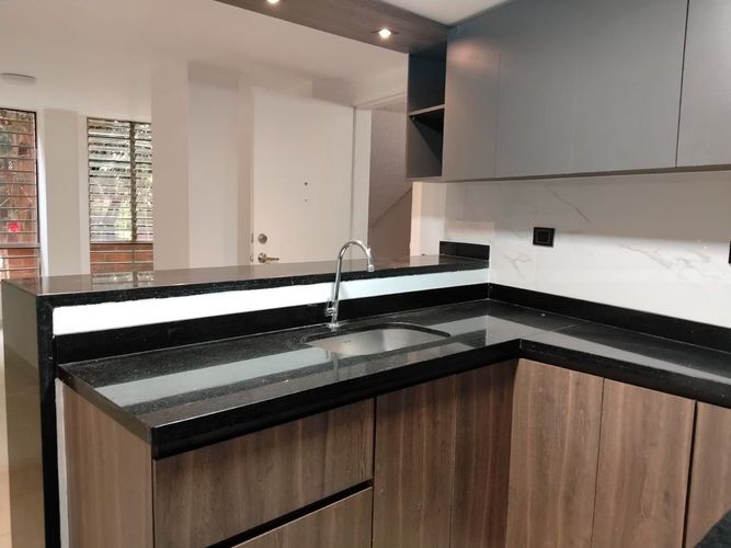 Apartamento de 2 alcobas en venta en El Poblado, Medellín, 68 m² · foto 4 de 15
