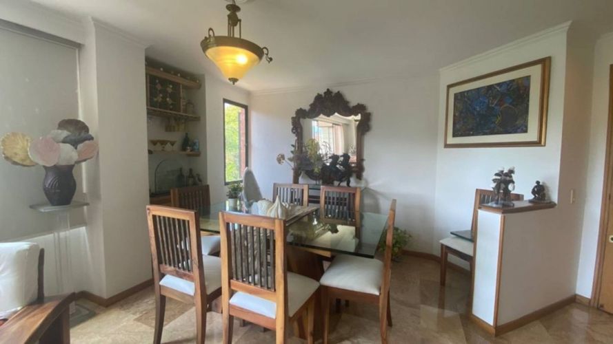 Apartamento de 3 alcobas en venta en Las Lomas, Medellín, 123 m² · foto 3 de 14