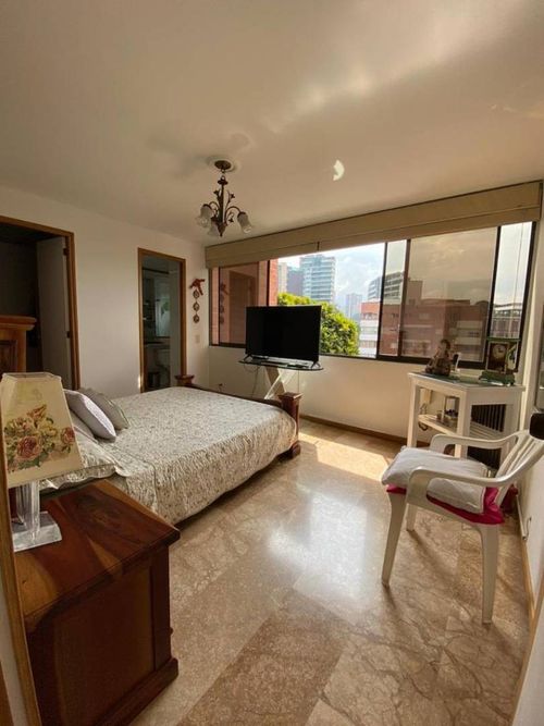 Apartamento de 3 alcobas en venta en Las Lomas, Medellín, 123 m² · foto 10 de 14