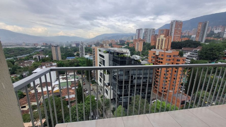 Apartamento de 3 alcobas en arriendo en Santa María De Los Ángeles, Medellín, 81 m² · foto 6 de 23