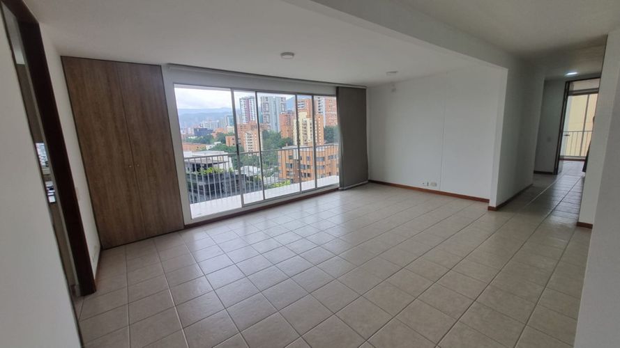 Apartamento de 3 alcobas en arriendo en Santa María De Los Ángeles, Medellín, 81 m² · foto 7 de 23