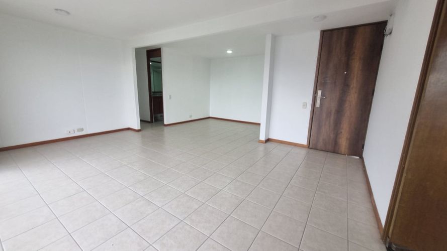 Apartamento de 3 alcobas en arriendo en Santa María De Los Ángeles, Medellín, 81 m² · foto 9 de 23