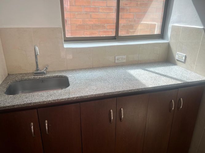 Oficina en arriendo en El Poblado, Medellín, 105 m² · foto 11 de 13