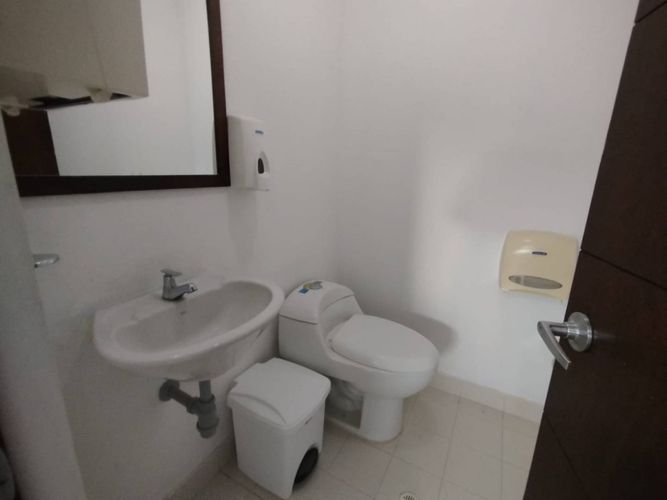 Oficina en arriendo en Milla De Oro, Medellín, 52 m² · foto 7 de 7