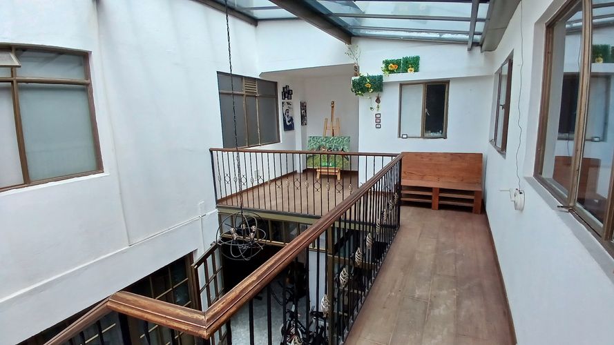 Casa de 8 alcobas en venta en El Encanto, Bogotá, 531 m² · foto 4 de 24