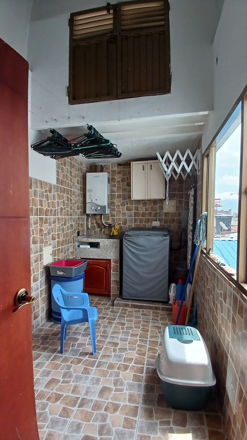 Casa de 8 alcobas en venta en El Encanto, Bogotá, 531 m² · foto 11 de 24