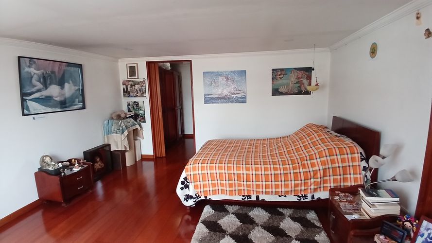 Casa de 8 alcobas en venta en El Encanto, Bogotá, 531 m² · foto 17 de 24