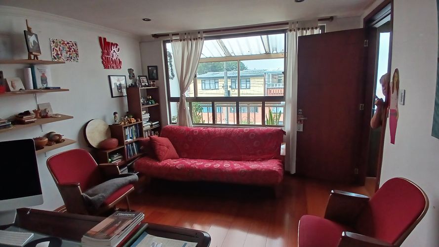 Casa de 8 alcobas en venta en El Encanto, Bogotá, 531 m² · foto 20 de 24