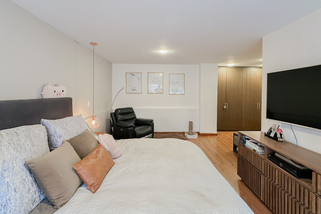 Apartamento en venta en Los Rosales, Bogotá · foto 9 de 22