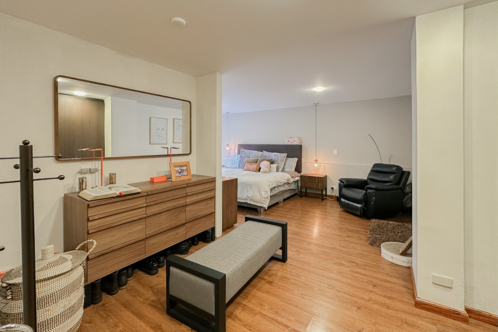Apartamento en venta en Los Rosales, Bogotá · foto 10 de 22