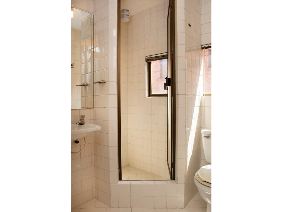 Apartamento en venta en La Carolina, Bogotá · foto 15 de 24