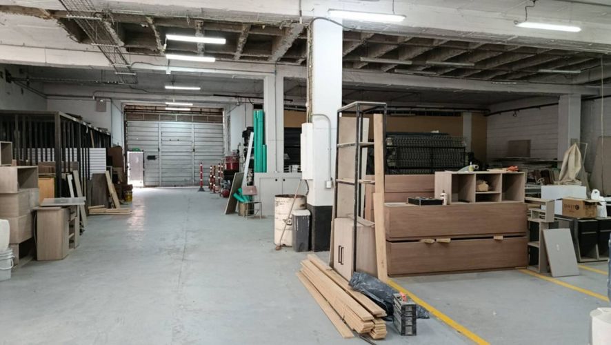 Bodega en arriendo en El Poblado, Medellín, 2000 m² · foto 4 de 17