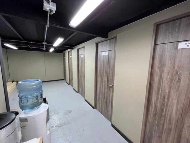 Bodega en arriendo en El Poblado, Medellín, 2000 m² · foto 12 de 17