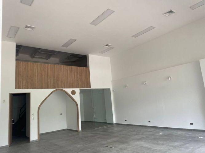 Local en arriendo en Colombia, Medellín, 136 m² · foto 6 de 7