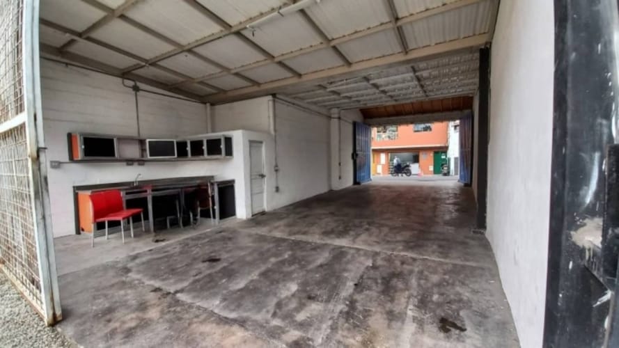 Local en arriendo en Alto Del Medio, Rionegro, 300 m² · foto 3 de 11