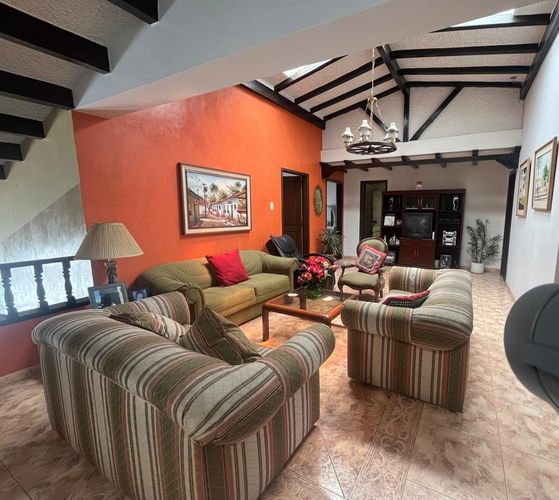 Casa de 4 alcobas en venta en Pasadena, Bogotá, 412 m² · foto 18 de 24