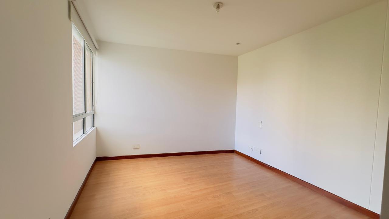 Apartamento en arriendo en El Poblado, Medellín · foto 9 de 17