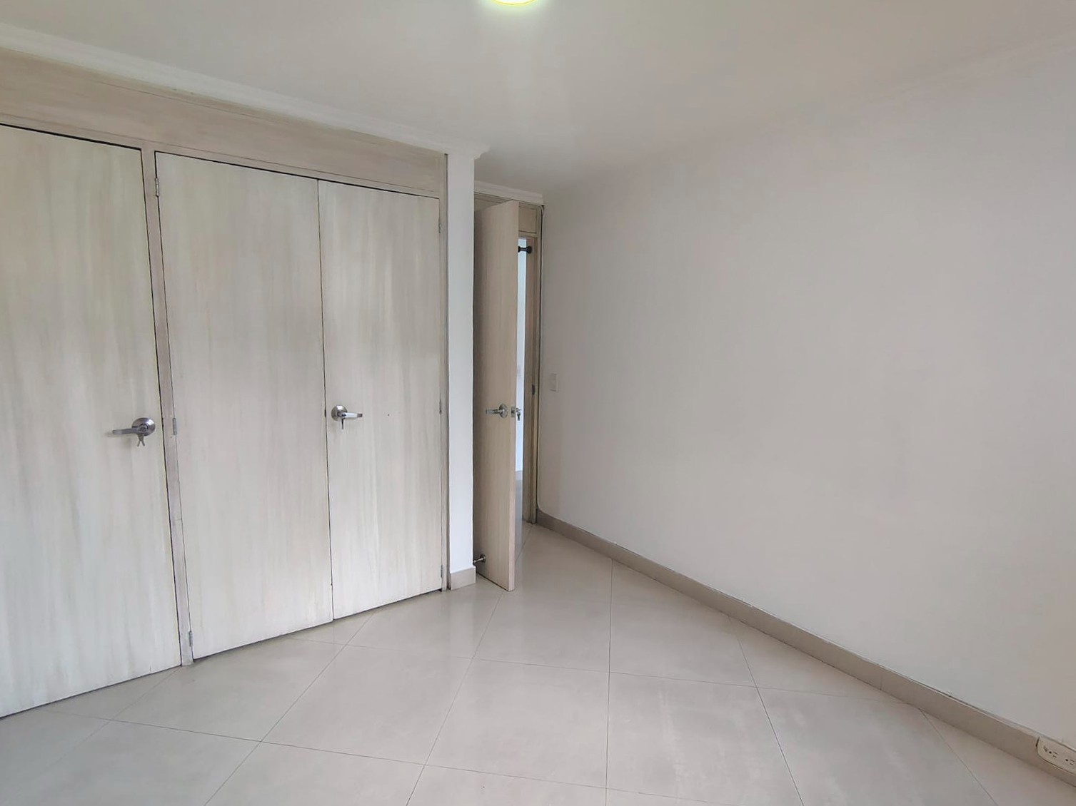 Apartamento en arriendo en El Poblado, Medellín · foto 15 de 18