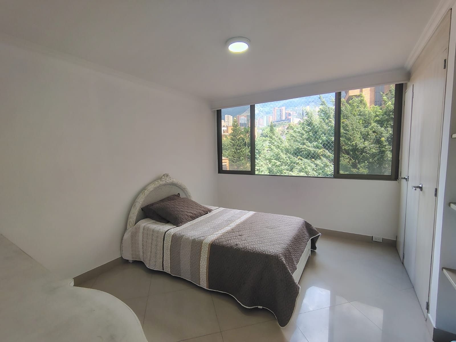 Apartamento en arriendo en El Poblado, Medellín · foto 14 de 18
