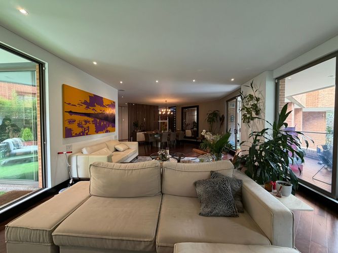 Apartamento en venta en Chico, Bogotá · foto 3 de 21