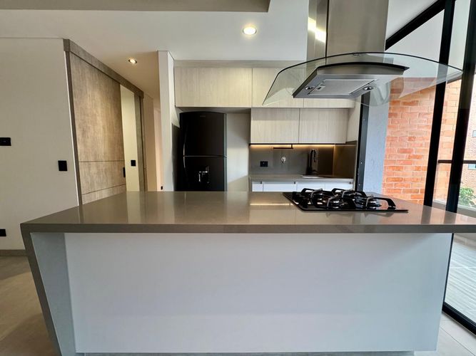 Apartamento de 2 alcobas en arriendo en Loma Del Esmeraldal, Envigado, 80 m² · foto 4 de 15
