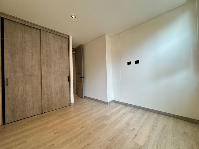 Apartamento de 2 alcobas en arriendo en Loma Del Esmeraldal, Envigado, 80 m² · foto 9 de 15