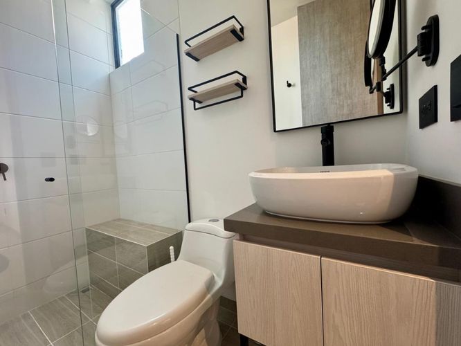 Apartamento de 2 alcobas en arriendo en Loma Del Esmeraldal, Envigado, 80 m² · foto 13 de 15