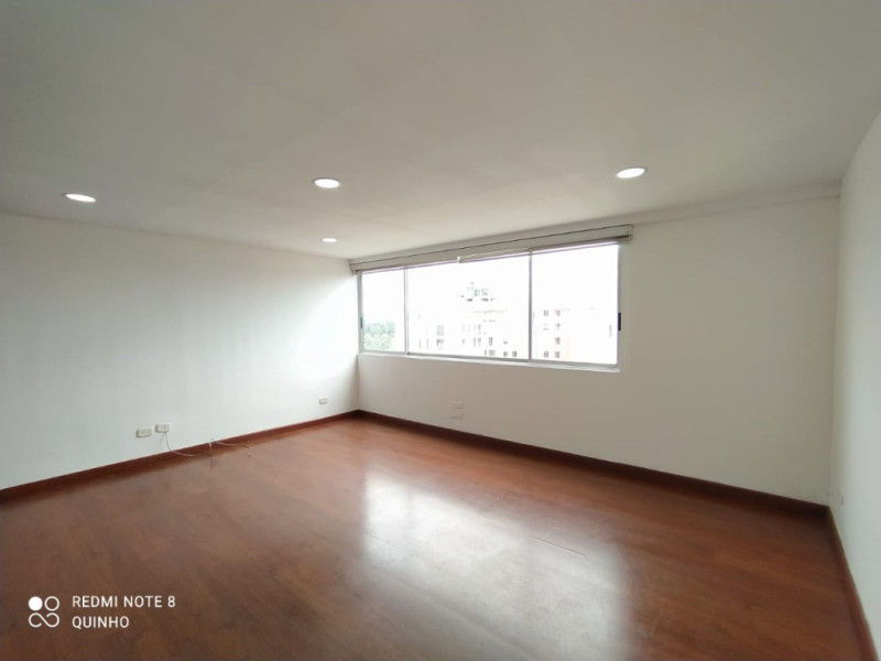 Apartamento en venta en Gran Granada, Bogotá · foto 4 de 20