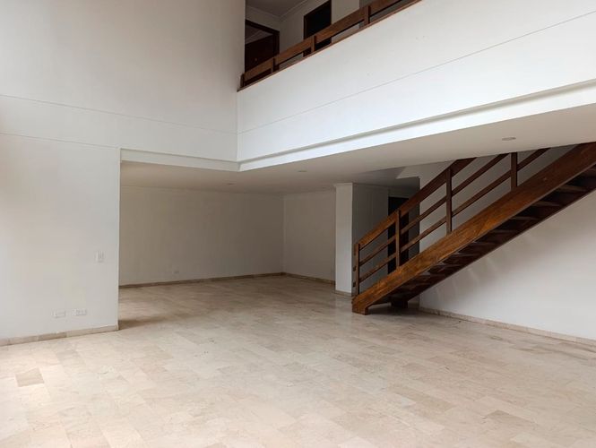 Apartamento de 3 alcobas en arriendo en El Poblado, Medellín, 260 m² · foto 8 de 18